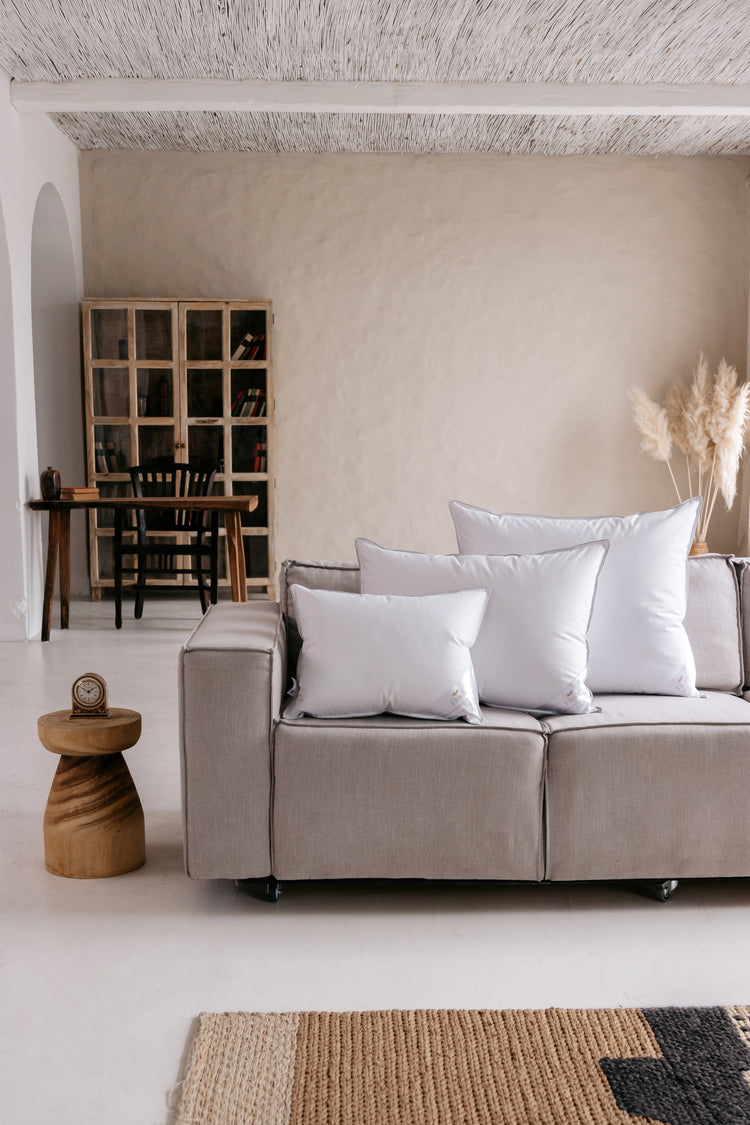 HYACINT – Pernă din puf de gâscă